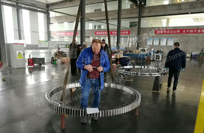 港口機械回轉(zhuǎn)支承 港口機械回轉(zhuǎn)支承